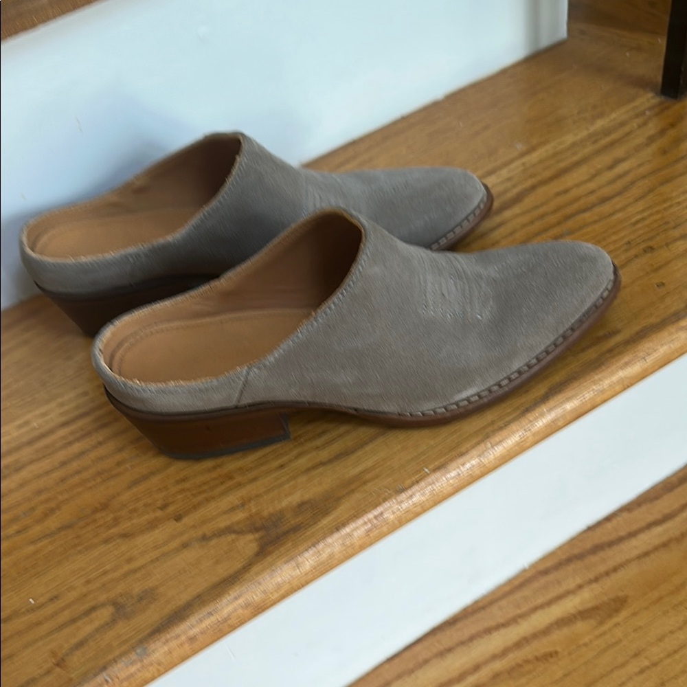 Tecovas Mules, Mushroom, Size 7